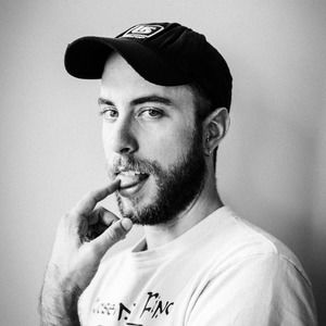 Meet your Posher, Elvis